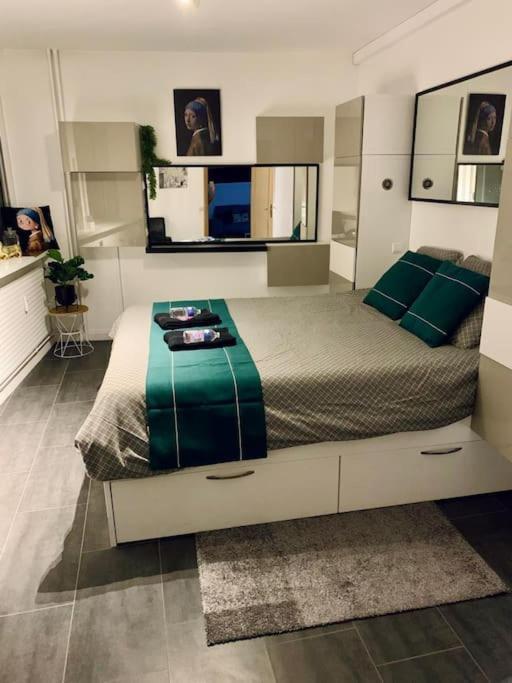 Grand Appartement 2 Chambres 5 Pers Max, Vue Panoramique Avec Parking 牟罗兹 外观 照片