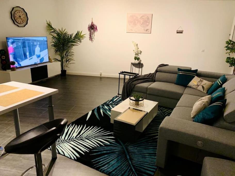 Grand Appartement 2 Chambres 5 Pers Max, Vue Panoramique Avec Parking 牟罗兹 外观 照片